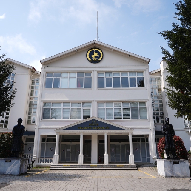 Düzce Belediyesi para talebinde bulunmaz