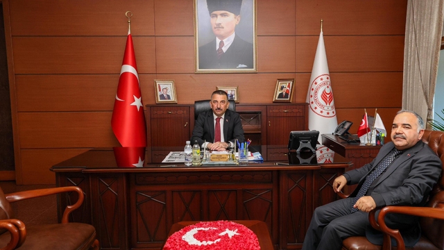 Vali Hacıbektaşoğlu, İl Müftüsü Demir'i kabul etti