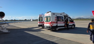 Van ve Muş'tan iki bebek, ambulans uçak ile İstanbul'a sevk edildi