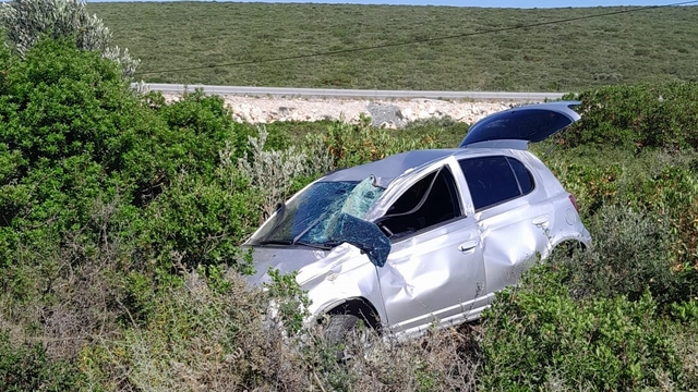 Aydın'da şarampole devrilen otomobildeki 2 kişi öldü