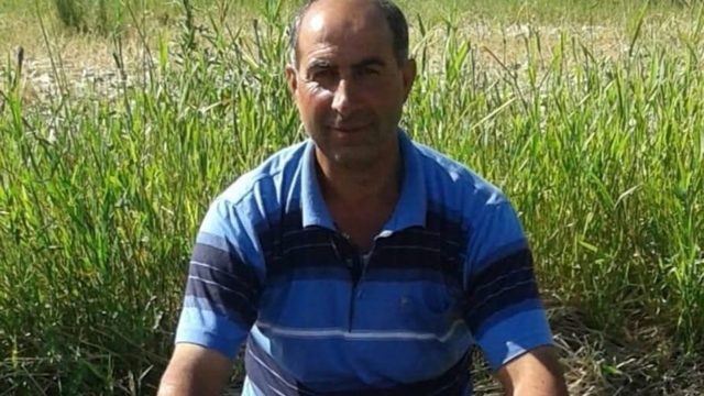 Van'da otomobilin çarptığı baba hayatını kaybetti, oğlu yaralandı