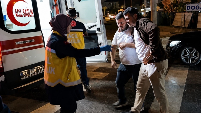 Düzce'de trafik kazası: 5 yaralı