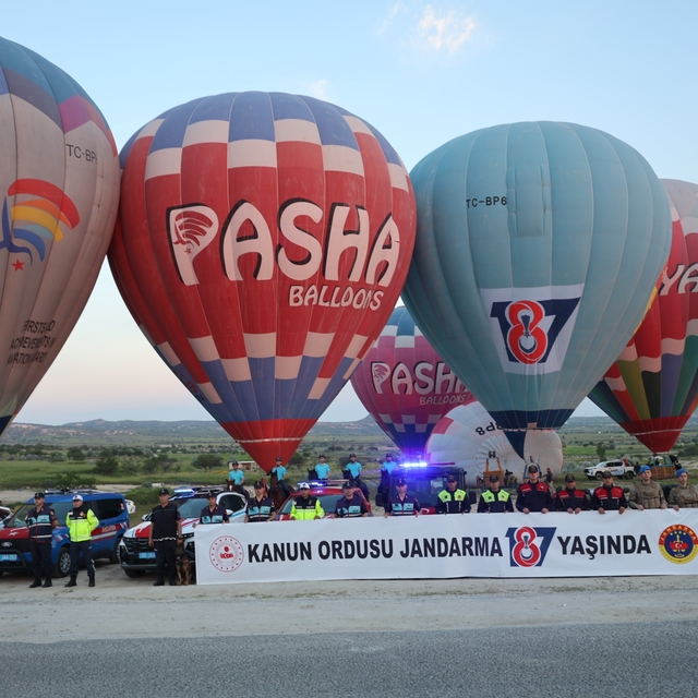 Kapadokya semalarında JÖAK'tan nefes kesen gösteri