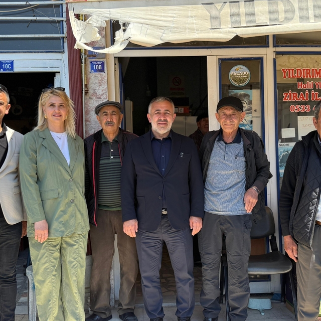 Başkan Yıldırım'dan esnafla sıcak temas