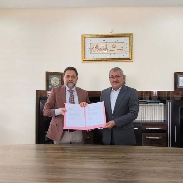 Erzurum'da anlamlı iş birliği: Müftülük ve Yakutiye Belediyesi protokol imz...