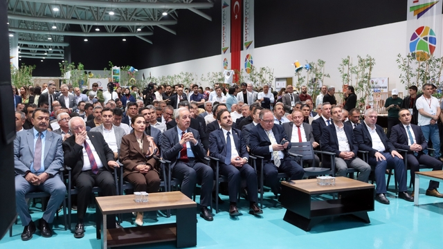 Meslek liseleri hünerlerini sergiledi
İl Milli Eğitim Müdürü Coşkun Esen:
"Mesleki eğitim, eğitim sistemimiz içerisinde en stratejik alanlardan bir tanesidir"