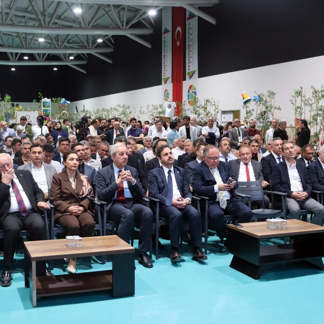 Meslek liseleri hünerlerini sergiledi
İl Milli Eğitim Müdürü Coşkun Esen:
"...