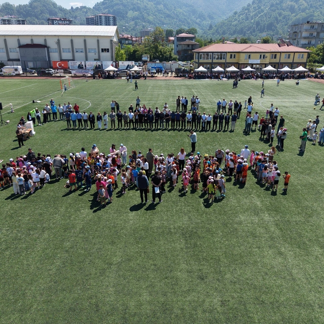 Arhavi'de 'Grassroots Herkes İçin Futbol' şöleni