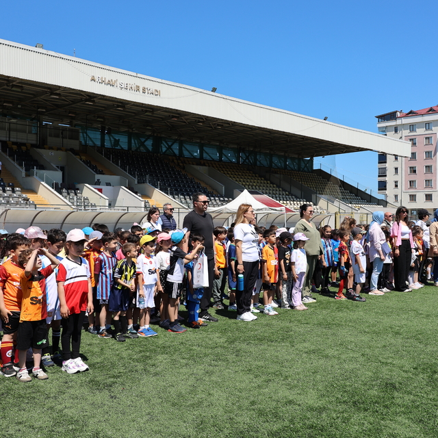 Artvin'de 12. Grassroots Herkes İçin Futbol Şenliği yapıldı