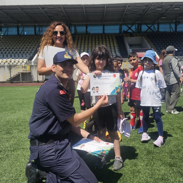Artvin'de Fair-Play kazandı: 14. Grassroots futbol şenliği tamamlandı