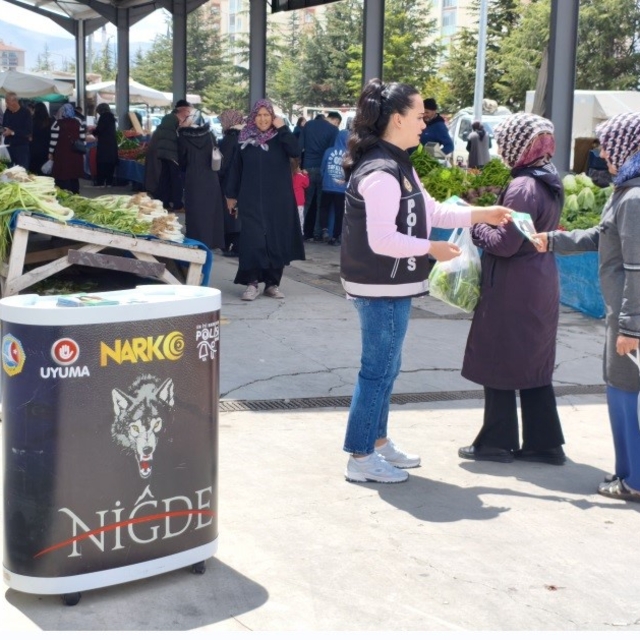 Niğde'de uyuşturucuyla mücadele kapsamında bin 406 vatandaşa bilgilendirme