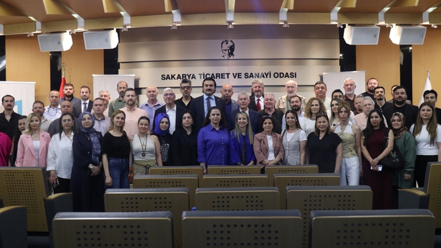 Sakarya'da Basın İlan Kurumu'ndan gazetecilere önemli eğitim