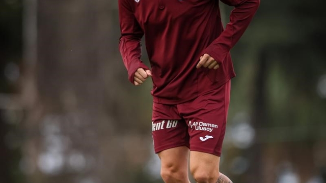Trabzonspor, Zubkov'un AEK'ya transfer olduğunu açıkladı