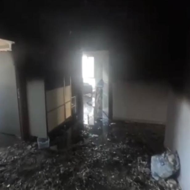 Klimadan çıkan kıvılcım evi küle çevirmişti: Yanan ev ve söndürme çalışmala...