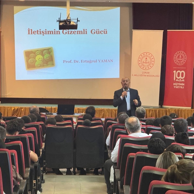 Çorum'da "İletişimin Gizemli Gücü" konulu seminer düzenlendi