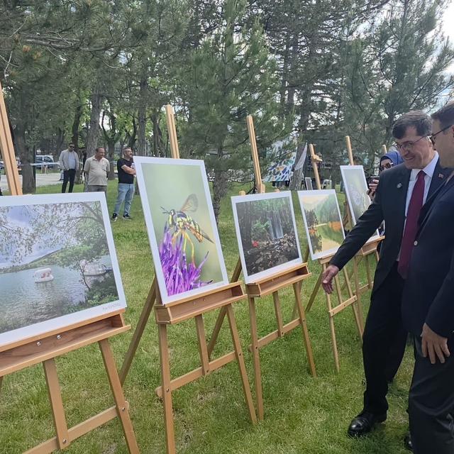 Kütahya'da "Kadının Gözüyle Doğanın Dili" sergisi açıldı