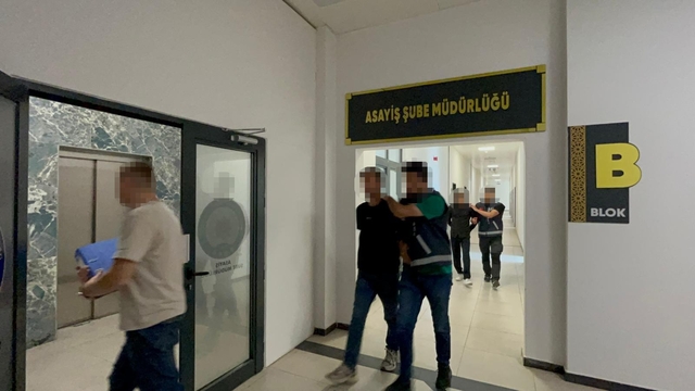 Kocaeli'de iş yerinden beyaz eşya çalan 2 şüpheli tutuklandı
