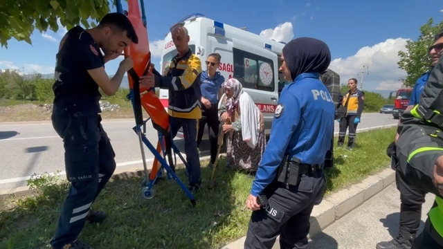 Erzincan'da 4 araçlı zincirleme kaza