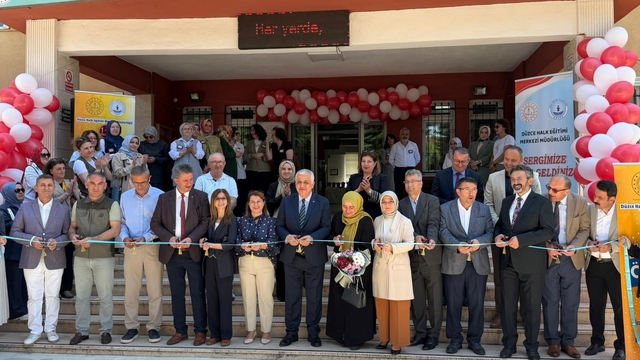 13 bin 400 kursiyer katıldı
Düzce Halk Eğitimi Merkezi yıl sonu sergisi açıldı