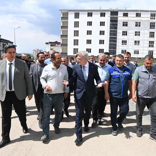 Başkan Görgel: "Elbistan'a 500 milyon liralık yol yatırımı kazandırıyoruz"