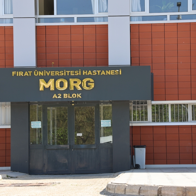 Üzerine beton blok düşen işçi hayatını kaybetti