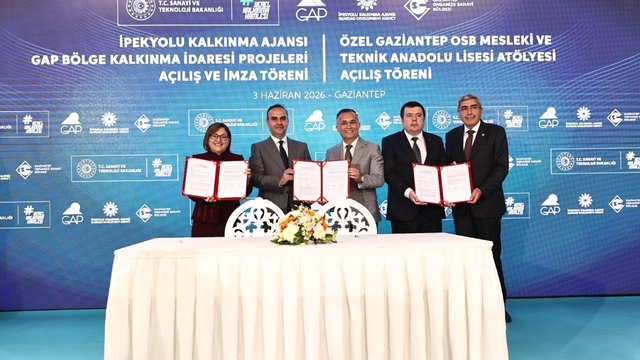 Yeni kalkınma hamleleri için imzalar atıldı