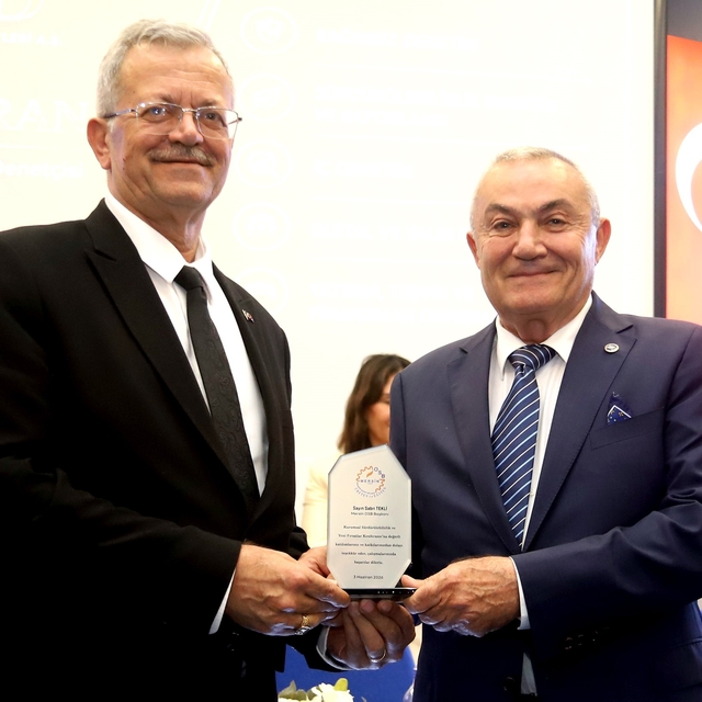 Mersin OSB'de sürdürülebilirlik ve yeşil dönüşüm konuşuldu
Mersin OSB Başka...