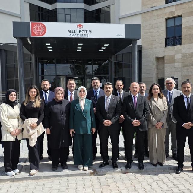 AK Parti Sivas Milletvekili Toy, Milli Eğitim Akademisi'ni ziyaret etti