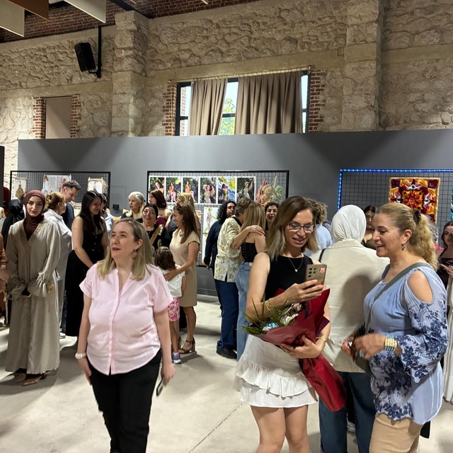 ÇÜ Tekstil ve Moda Tasarımı Bölümü öğrencilerinden mezuniyet sergisi
