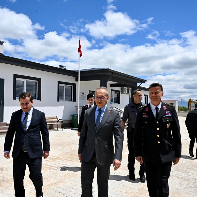 Mevsimlik tarım işçilerine konforlu barınma merkezi