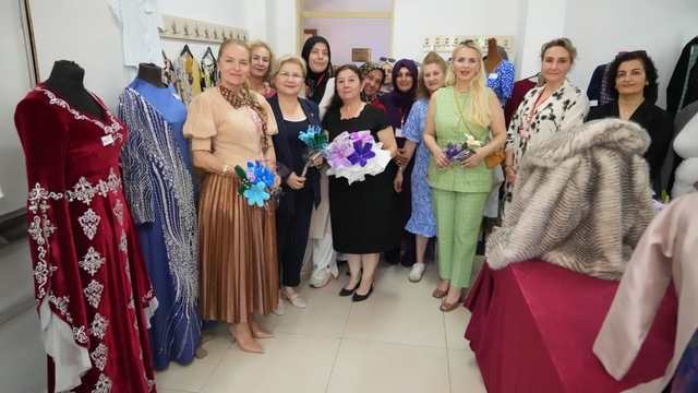 Marmaraereğlisi'nde Hayat Boyu Öğrenme Haftası sergisi açıldı