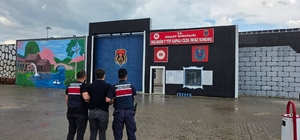 FETÖ'den aranan şahsı jandarma yakaladı