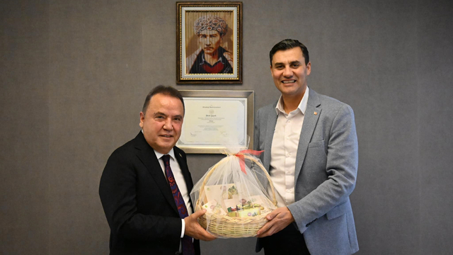 Muhittin Böcek: Ferdi Zeyrek'e 950 bin avro götürdüm