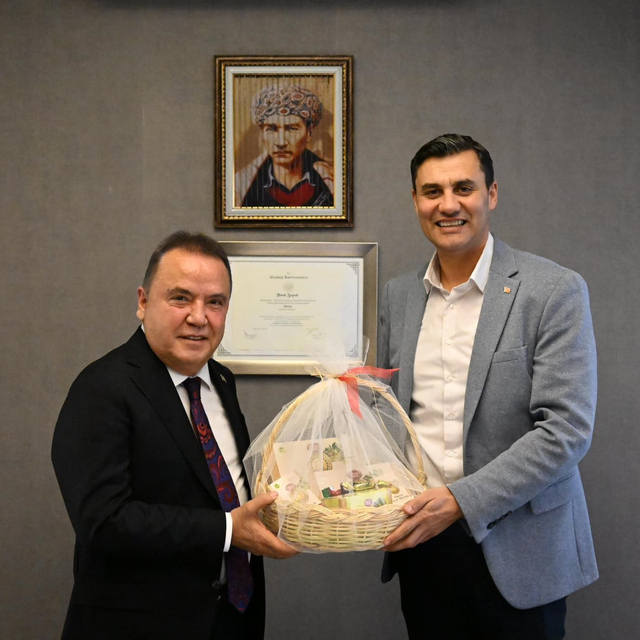 Muhittin Böcek: Ferdi Zeyrek'e 950 bin avro götürdüm