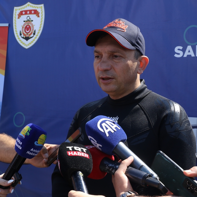 Antalya'da 'dumansız plaj' uygulaması hayata geçiyor
Antalya Valisi Şahin:...