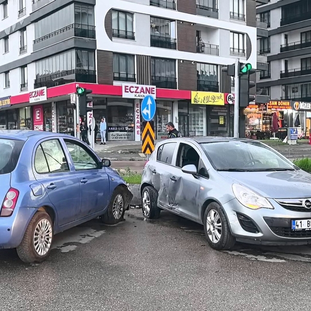 Erzurum'da zincirleme trafik kazası: 1 yaralı