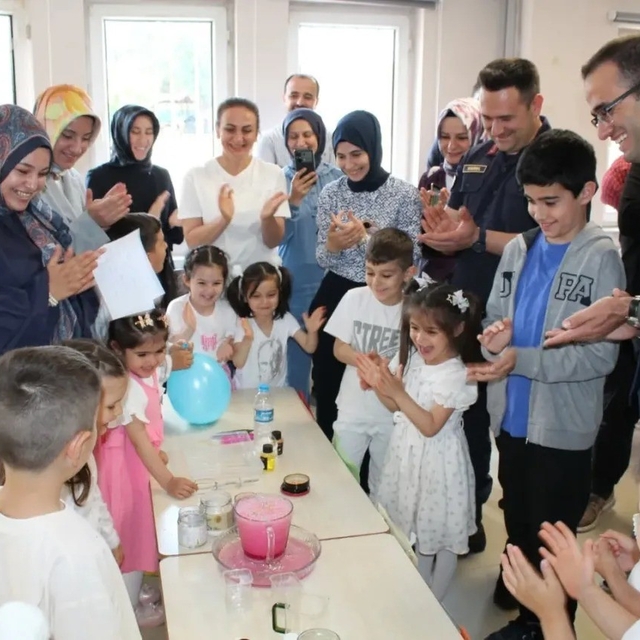 Boyabat'ta miniklerden bilim şöleni