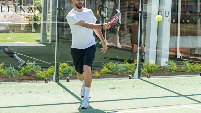 Milli sporcu sezonun yorgunluğunu Antalya'da atıyor