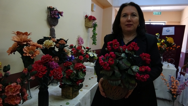 Atık malzemeler sanat eserine dönüştü