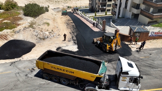 Şahinbey'de konforlu ulaşım için asfalt çalışmaları yapılıyor