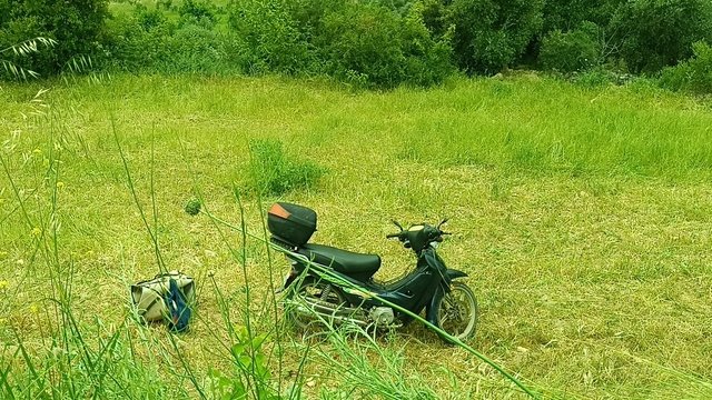 Adana'da şarampole devrilen motosikletteki 2 kişi yaralandı