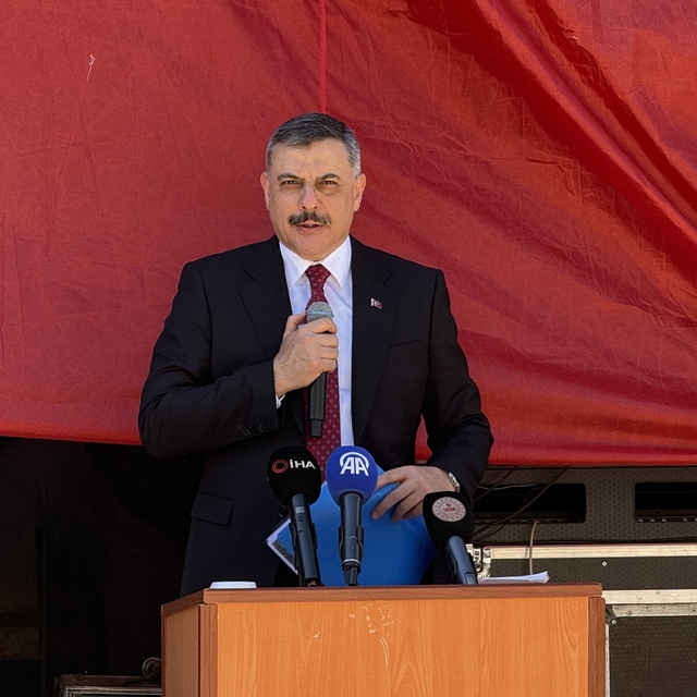 Bakan Çiftçi'den iki beldedeki belediye başkanlığı seçimleri seçim öncesi b...