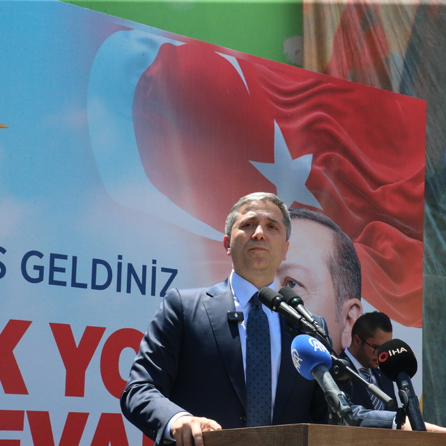 AK Parti Genel Başkan Yardımcısı ve Dış İlişkiler Başkanı Zafer Sırakaya, T...