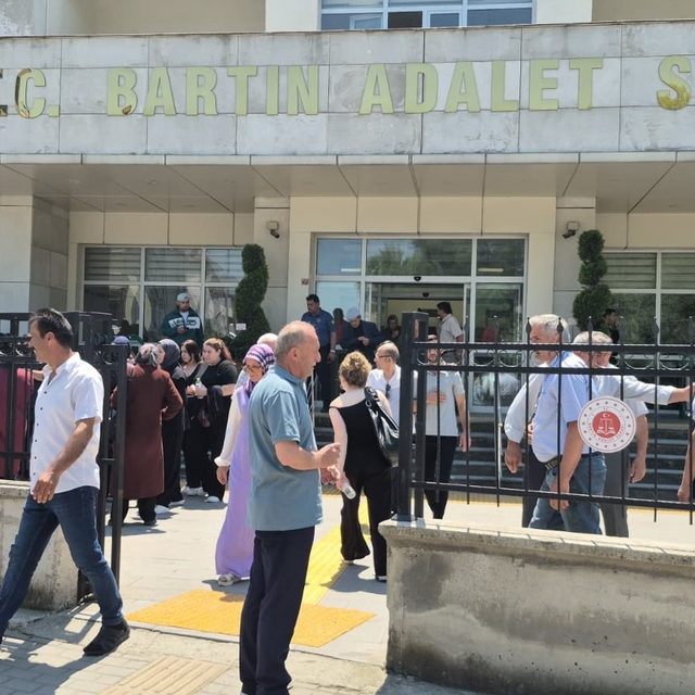Hemşire adayının ölümüne neden olan şoför mahkemede konuştu
"Kaza anında Ed...