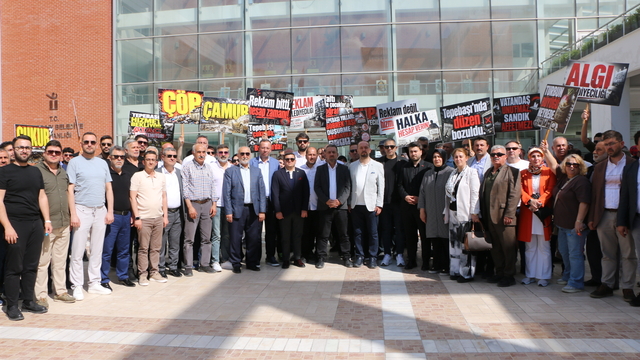 AK Parti Tepebaşı Belediye Meclisi Grup Başkan Vekili Şimşek'ten belediye yönetimine eleştiri
