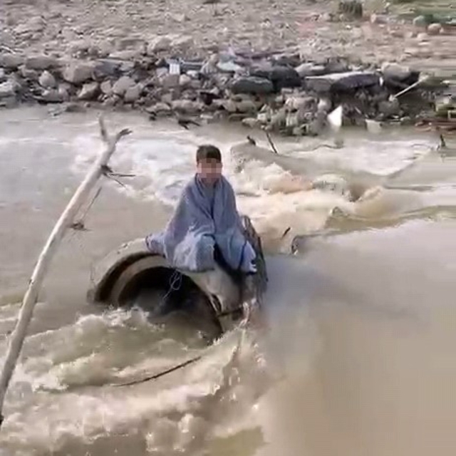 Derede akıntıya kapılan 11 yaşındaki çocuk kurtarıldı