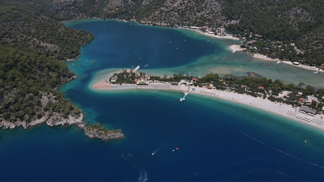 Fethiye'nin gözde plajına bayramda 18 bin 870 ziyaretçi