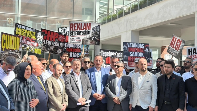 AK Partili Şimşek'ten Tepebaşı Meclisi tepkisi: "Mecliste mikrofon kapatarak gerçeklerin üzerini örtemezsiniz"