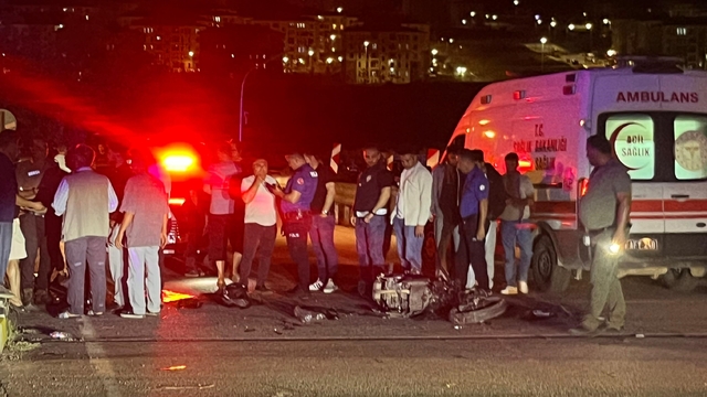 Hatay'da otomobil ile motosiklet çarpıştı: 1 ölü, 1 ağır yaralı