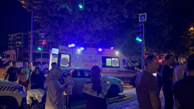 Aileler arasında çıkan kavgada kan aktı: 3 yaralı